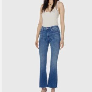 Mother The weekender Fray Jeans (Wash: A Groovy Kind of Love) 27